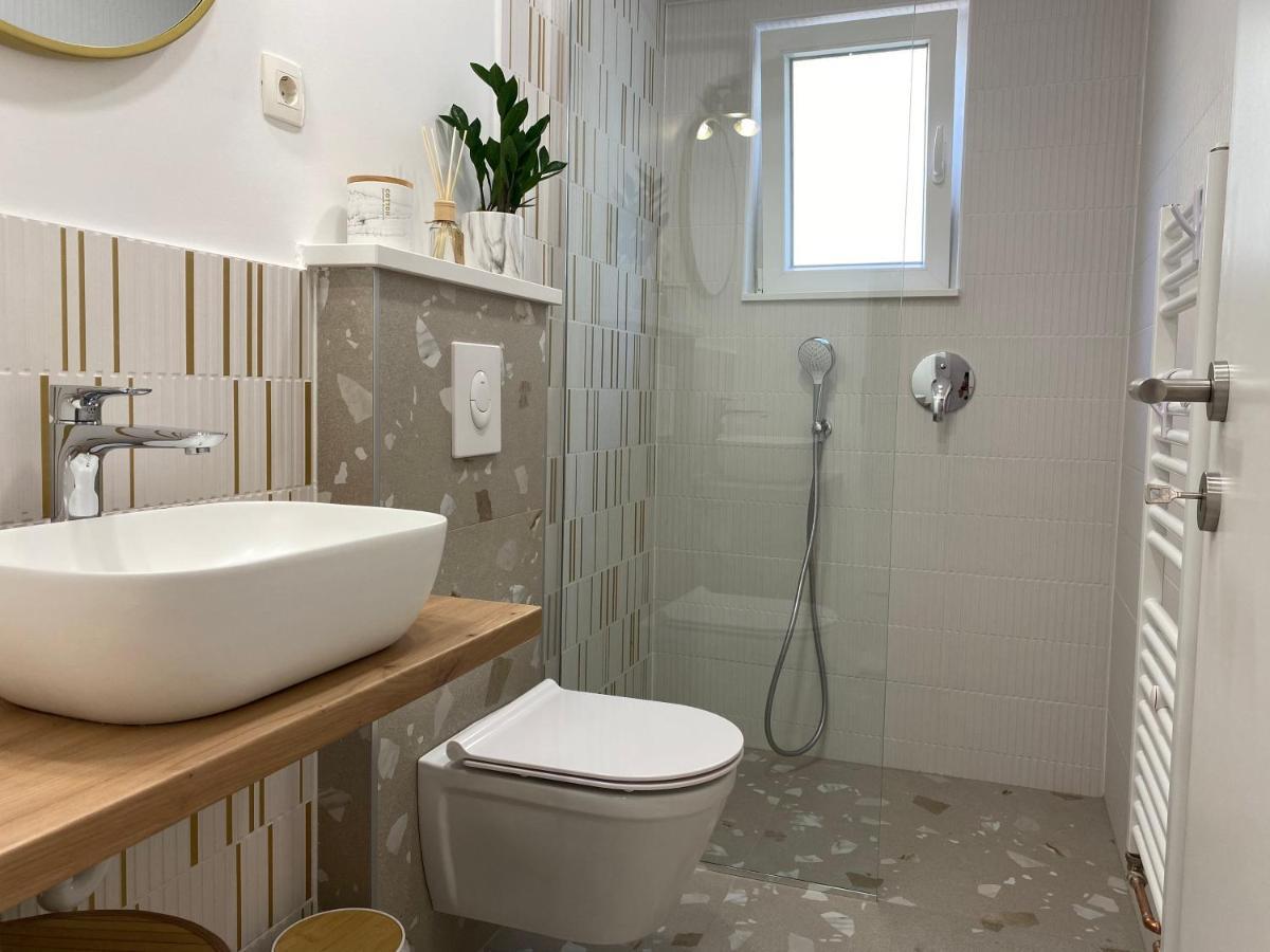 Apartments Niko, Near Beach, Free Parking, Wi-Fi Тучепи Экстерьер фото