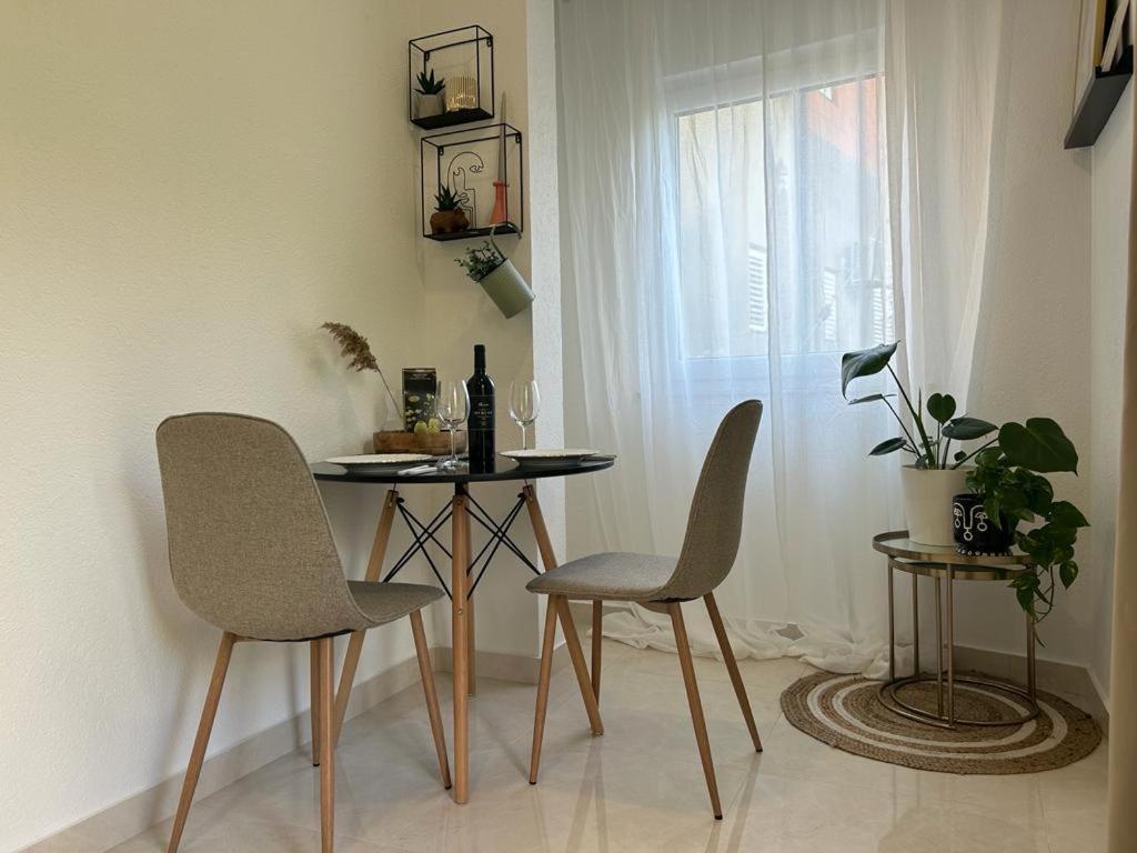 Apartments Niko, Near Beach, Free Parking, Wi-Fi Тучепи Экстерьер фото
